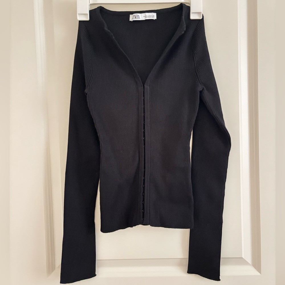Zara Black Ribbed Knit Top